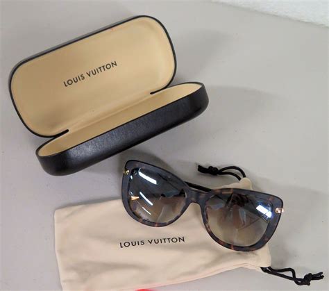 louis vuitton sunglass hut|louis vuitton sunglasses women's.